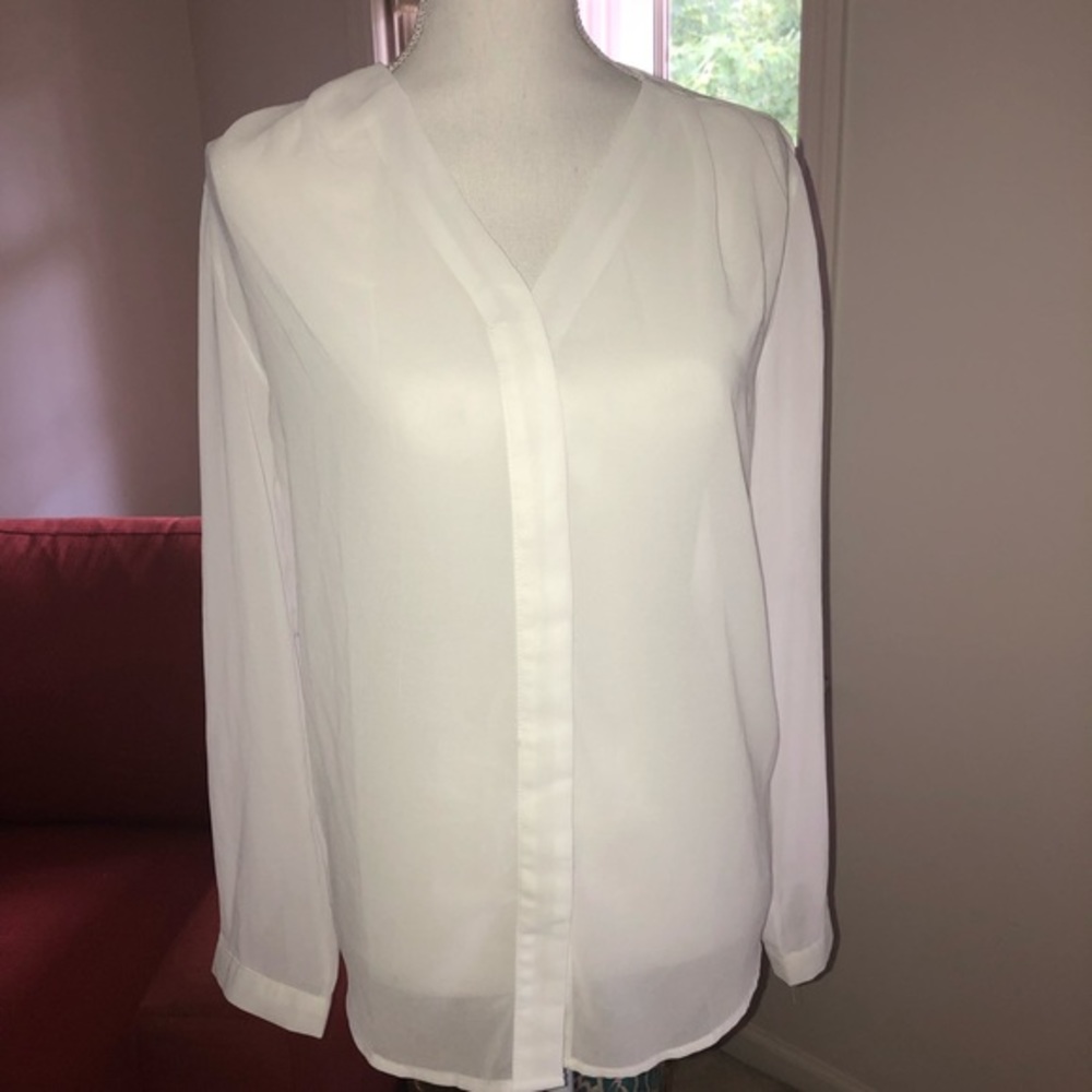 White long sleeve blouse